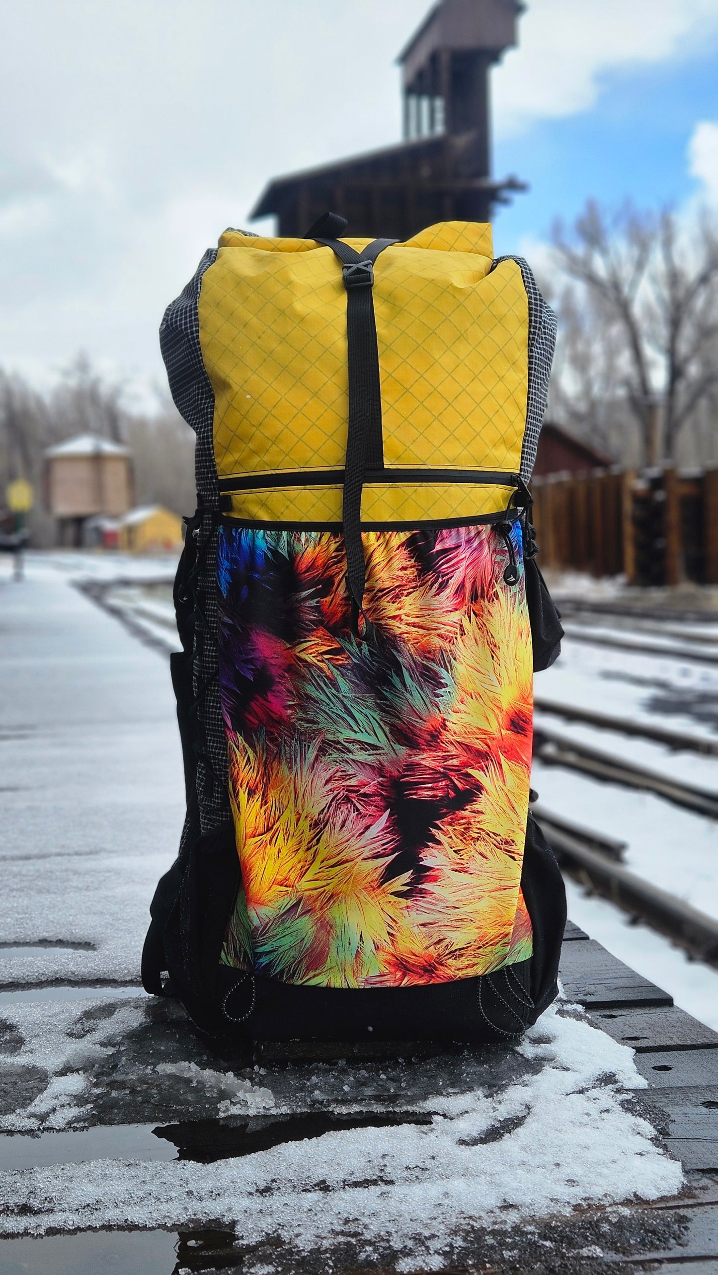 Conejos 45L Framed