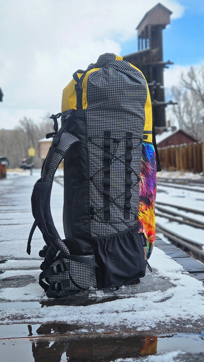 Conejos 45L Framed