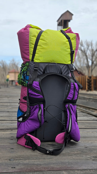Brazos 45L- Framed