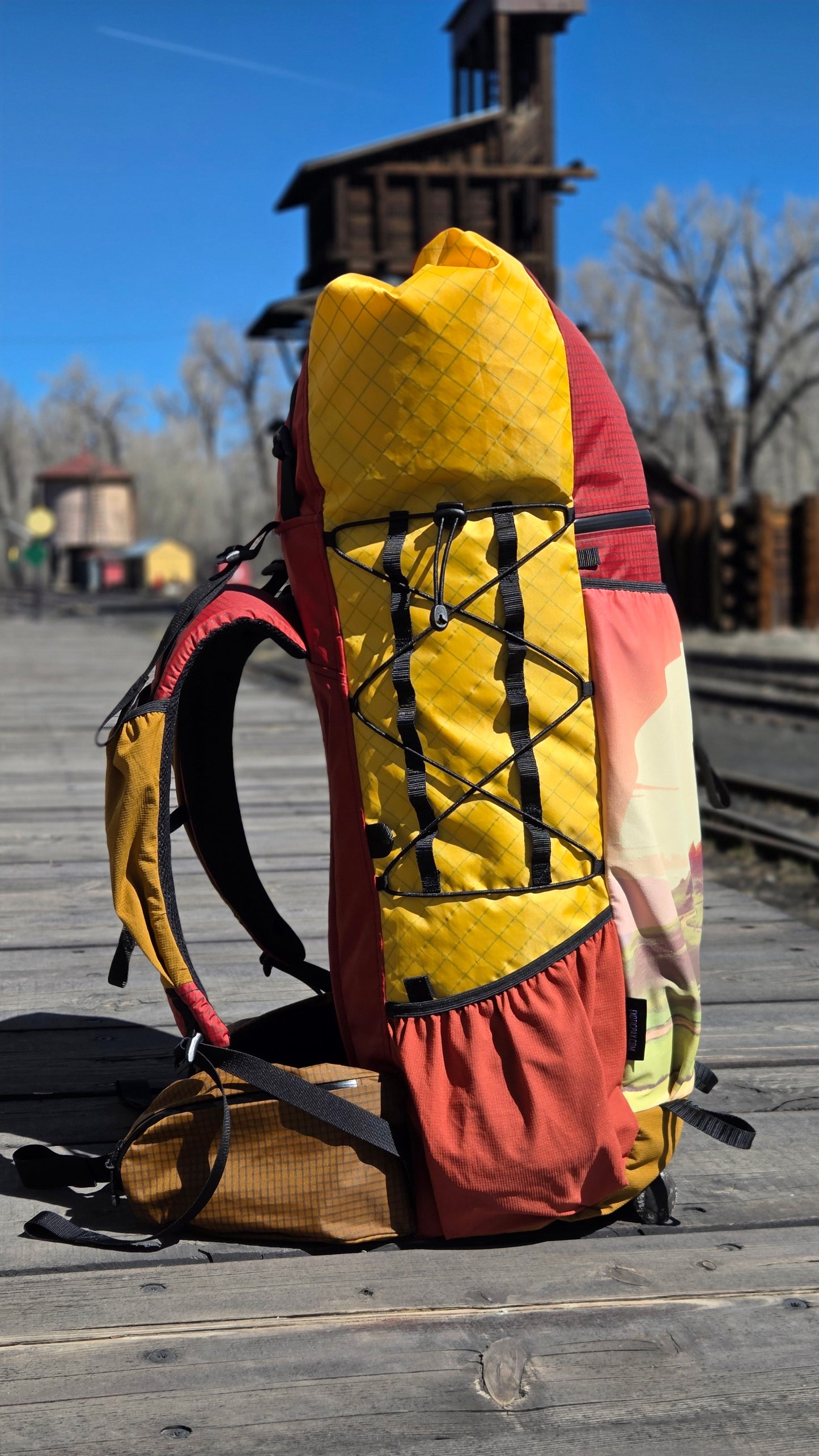Conejos 45L -Framed STOCK